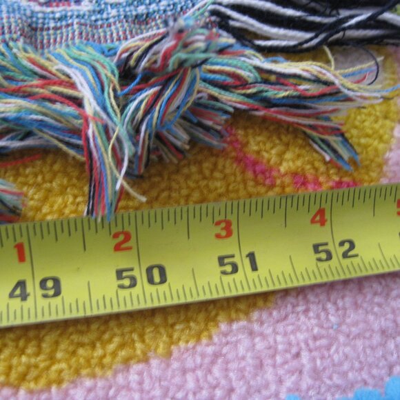 Share Disney World Park It's a Small World Woven Tapestry Lap Blanket 50x33" - Picture 4 of 12